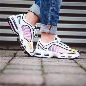 Women's Nike Air Max Tailwind IV Sneakers